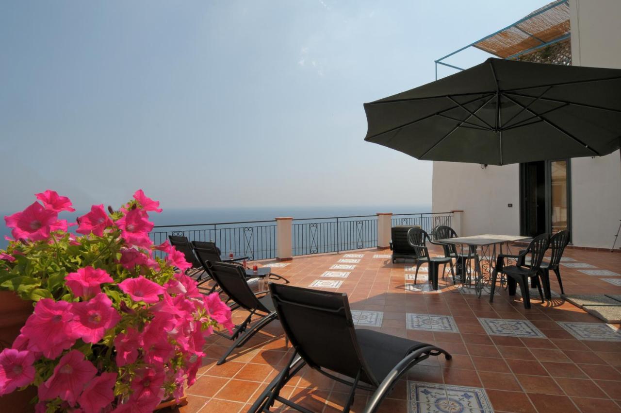 Terrazza Di Rosa - Sea View Villa Praiano Luaran gambar